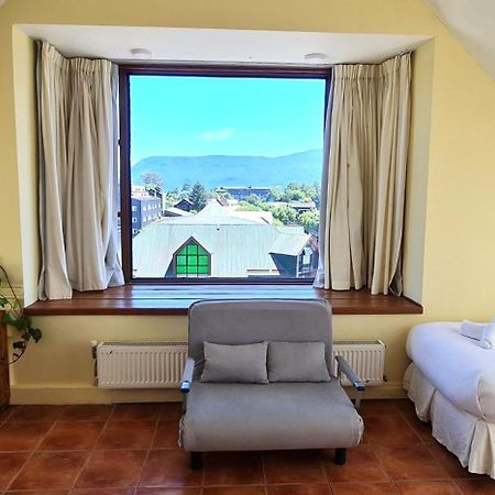 Hotel Del Volcan ปูกอน ภายนอก รูปภาพ