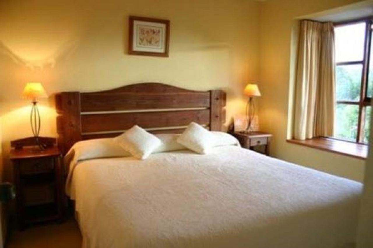 Hotel Del Volcan ปูกอน ภายนอก รูปภาพ
